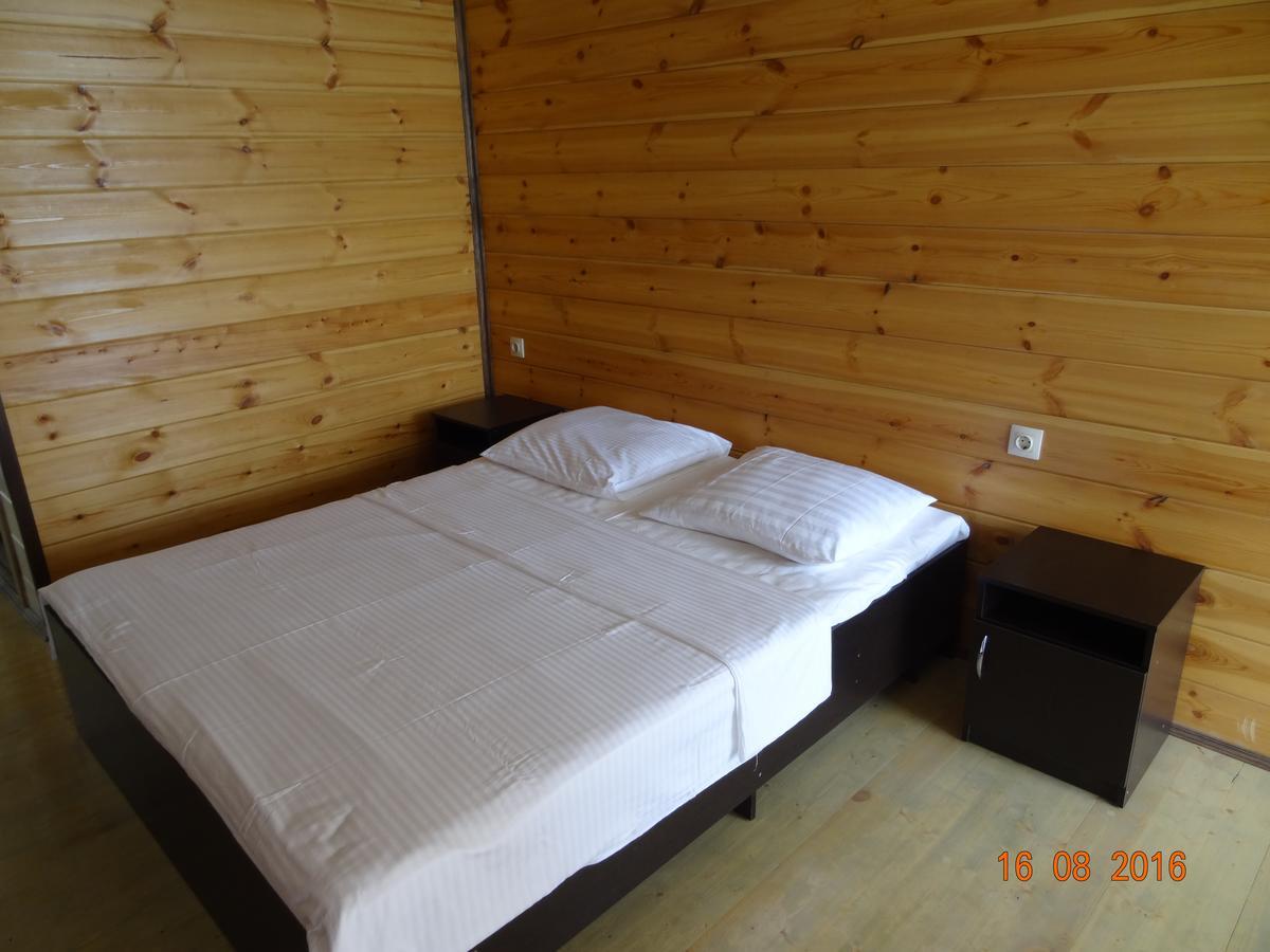 Captain Black Hotel Піцунда Екстер'єр фото