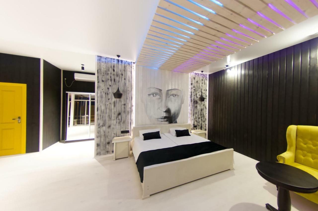 Captain Black Hotel Піцунда Екстер'єр фото